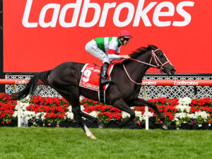 モーリス産駒ヒトツ、オーストラリアンダービー制覇！豪州でGⅠ3連勝