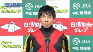北村友一騎手が1年1カ月ぶり実戦復帰なのに全く空気な件