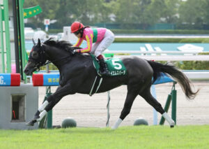 テイエムスパーダ、日本レコード1.05.8