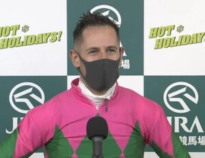 デムーロっていつから捲り芸やるようになったんだっけ？