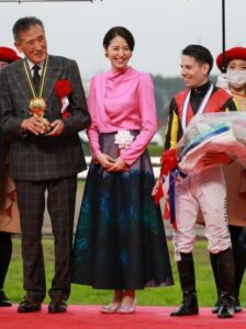 吉田勝己が長澤まさみとCデムーロを公開処刑www