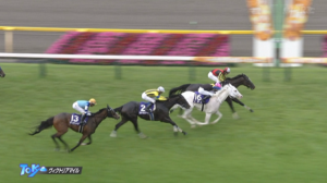 ディヴィーナの差し脚にビビった奴の数→