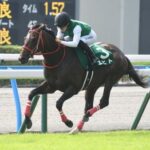 【小倉記念】3番人気エヒトが好位から抜け出しV!重賞2勝目を挙げる
