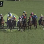 4コーナーでルメールが川田に内を空けて進路を譲った!?