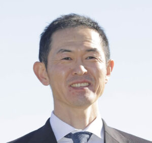 木村哲也師ってノーザンファーム厩舎の厩務員みたいなもんだよな