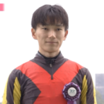 プレゼンターの伊藤英明さんと坂井瑠星騎手