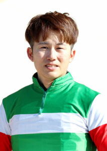 障害の小牧加矢太ゴール前油断騎乗で勝ったけど騎乗停止