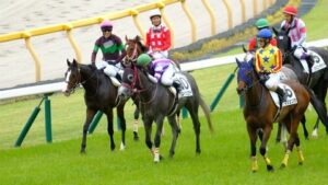 【競馬】大江原比呂騎手の初勝利を祝う美浦の騎手たちが微笑ましい件