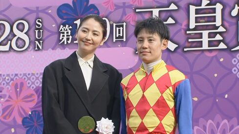 落馬した菱田騎手　左上腕骨折で復帰には1、2カ月