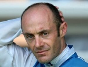 オリビエペリエがプライベートでの来日「桜を見に来ました」