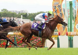 テンハッピーローズよりもラキ珍なGI馬