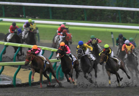 【JRA】YouTubeでレース映像ライブ配信スタート!!