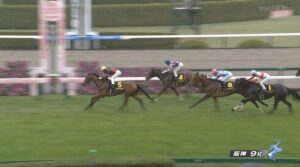 【忘れな草賞】サヴォンリンナ＆北村友一騎手がｷﾀ━━━━(ﾟ∀ﾟ)━━━━!!