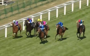 フォーエバーヤング首位陥落！英国のオンブズマンにレーティング128ポンド