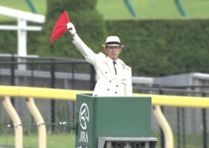 JRA発走委員「旗振るだけです。平日は全部休みです。年収2000万です」