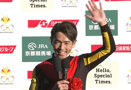 【エリザベス女王杯】戸崎「ベリベリホース」w w w w w w